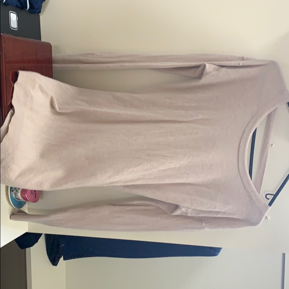 Athlete light pick sweater